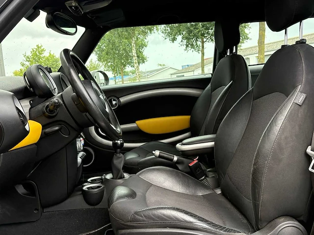 Mini - 2007 - mini - 1.6 cooper s chili - 31-xr-kb - afbeelding 14 van  16