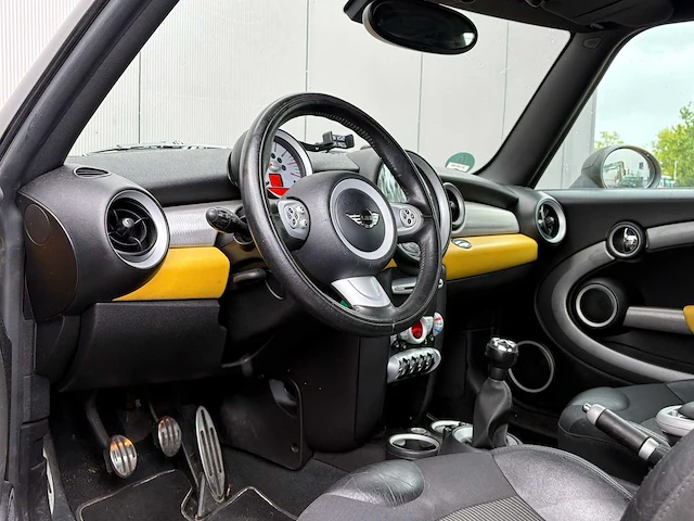 Mini - 2007 - mini - 1.6 cooper s chili - 31-xr-kb - afbeelding 15 van  16