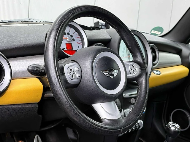 Mini - 2007 - mini - 1.6 cooper s chili - 31-xr-kb - afbeelding 16 van  16
