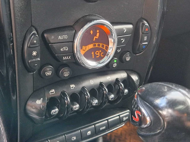 Mini - 2011 - mini countryman - 1.6 cpr s all4 chili - 36-rtj-3 - afbeelding 21 van  31