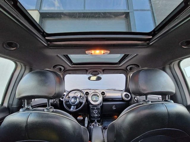 Mini - 2011 - mini countryman - 1.6 cpr s all4 chili - 36-rtj-3 - afbeelding 27 van  31