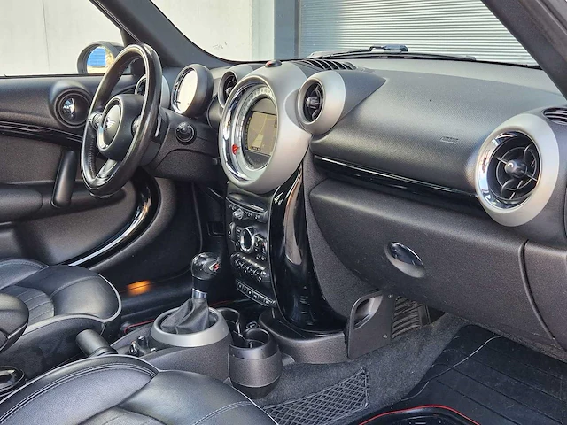 Mini - 2011 - mini countryman - 1.6 cpr s all4 chili - 36-rtj-3 - afbeelding 28 van  31