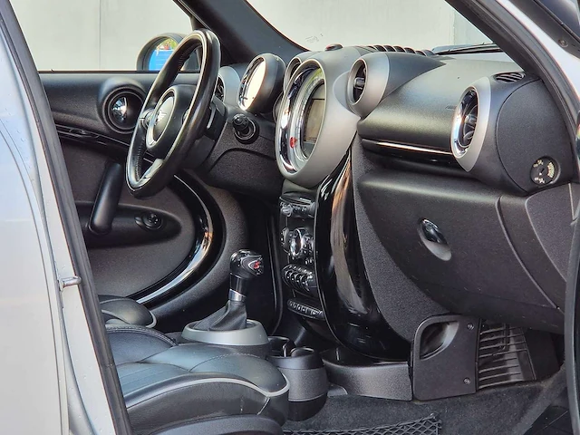 Mini - 2011 - mini countryman - 1.6 cpr s all4 chili - 36-rtj-3 - afbeelding 29 van  31