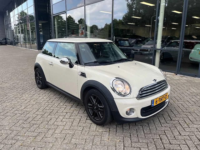 Mini - 2014 - mini - 1.6 one chili - 6-tht-12 - afbeelding 4 van  11