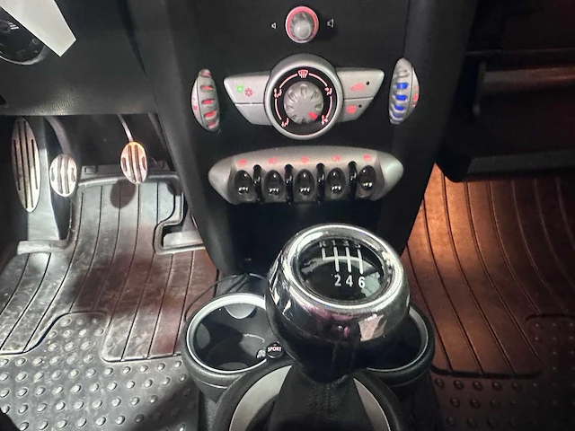 Mini - clubman - 1.6 cooper s - kj-352-t - afbeelding 8 van  21