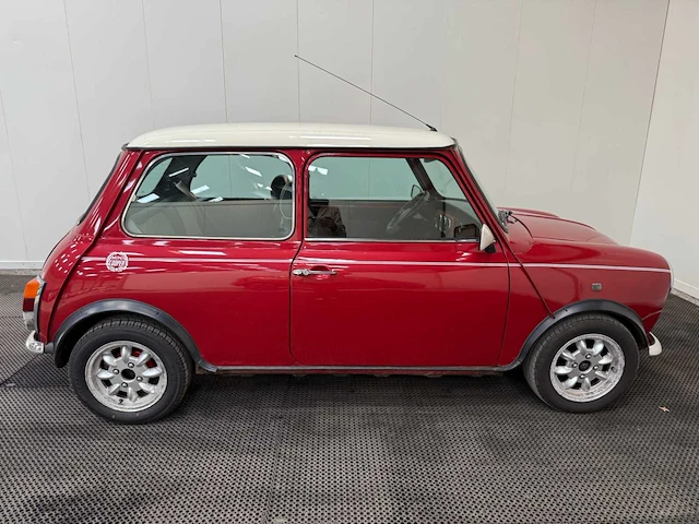 Mini - cooper - 1.3 - oldtimer - 1999 - afbeelding 36 van  39