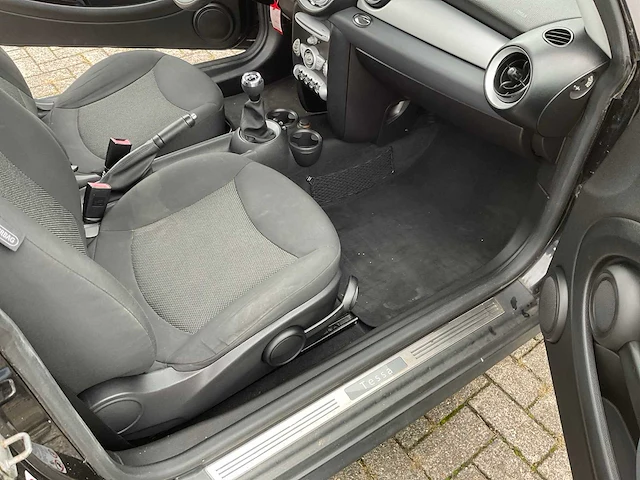 Mini - cooper - personenauto - afbeelding 7 van  25