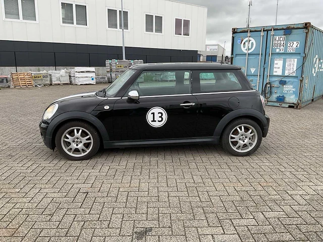 Mini - cooper - personenauto - afbeelding 20 van  25