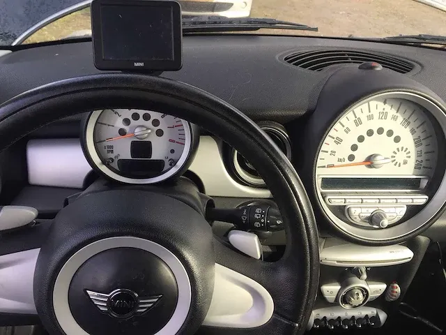 Mini - mini - 1.4 one pepper automaat- 37-xv-fv - afbeelding 7 van  17