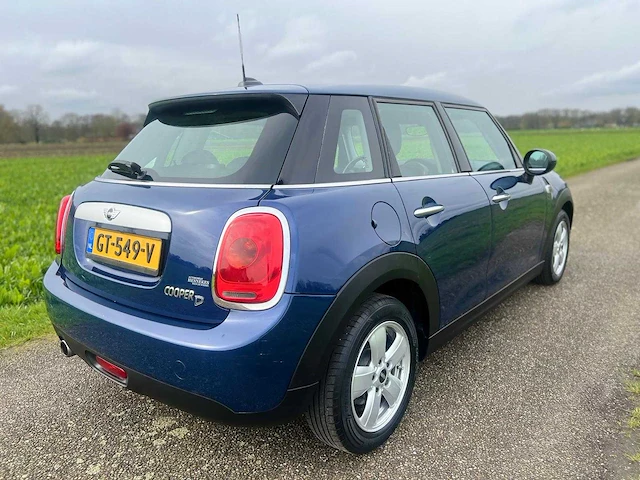 Mini - mini - 1.5 cooper d bns. - 2015 - afbeelding 9 van  13