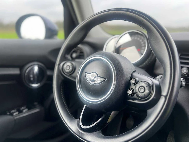 Mini - mini - 1.5 cooper d bns. - 2015 - afbeelding 13 van  13