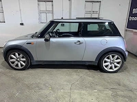Mini - mini - 1.6 cooper - 82-jt-br - afbeelding 11 van  18
