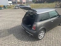 Mini - mini - 1.6 cooper - personenauto - 2006 - afbeelding 6 van  24