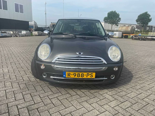 Mini - mini - 1.6 cooper - personenauto - 2006 - afbeelding 12 van  24