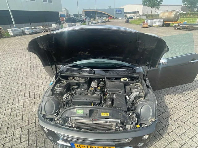 Mini - mini - 1.6 cooper - personenauto - 2006 - afbeelding 24 van  24