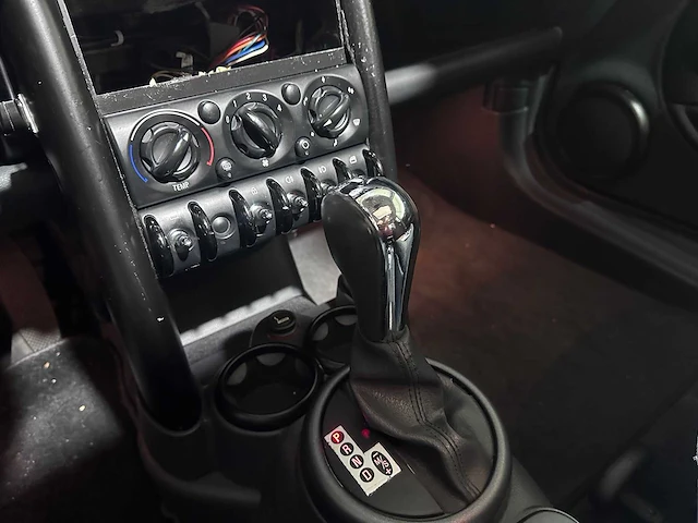 Mini - mini - 1.6 cooper automaat- 97-lb-tr - afbeelding 5 van  19