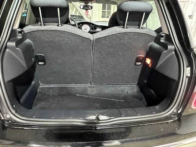 Mini - mini - 1.6 cooper automaat- 97-lb-tr - afbeelding 8 van  19