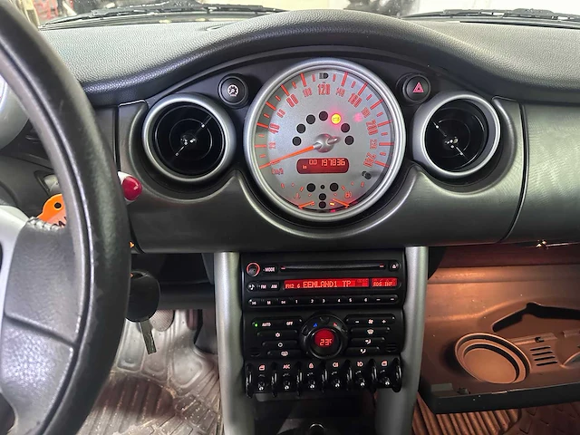 Mini - mini - 1.6 cooper chili - 44-tj-vr - afbeelding 4 van  20