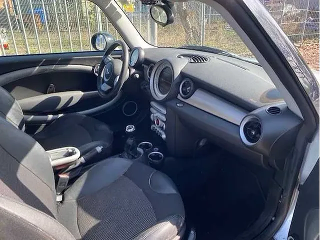 Mini - mini - 1.6 cooper chili - car - afbeelding 16 van  16