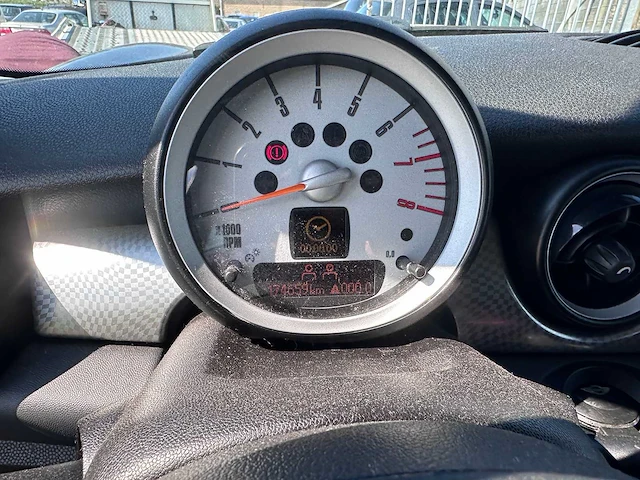 Mini - mini - 1.6 cooper s - hh-435-n - afbeelding 8 van  11