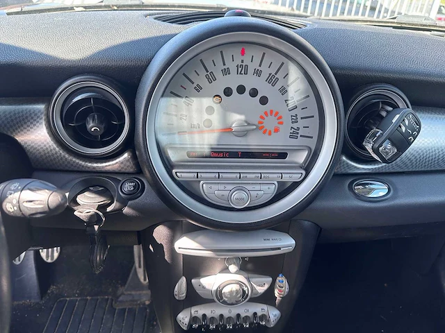 Mini - mini - 1.6 cooper s - hh-435-n - afbeelding 9 van  11