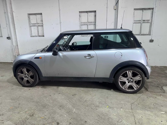 Mini - mini - 1.6 one - 09-jd-bh - afbeelding 2 van  17