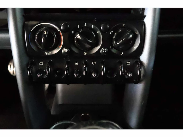 Mini - mini - 1.6 one - car - afbeelding 7 van  17