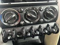 Mini - mini - 1.6 one - personenauto - afbeelding 7 van  19