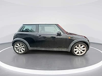 Mini - mini - 1.6 one - personenauto - afbeelding 17 van  19
