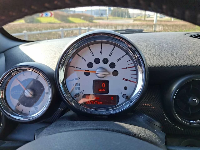 Mini - mini cabrio - 1.6 cooper s chili - 2014 - 184pk - afbeelding 29 van  32