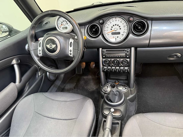 Mini - mini cabrio - personenauto -2005 - afbeelding 10 van  36