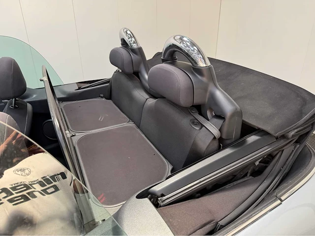 Mini - mini cabrio - personenauto -2005 - afbeelding 11 van  36