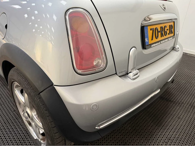 Mini - mini cabrio - personenauto -2005 - afbeelding 18 van  36