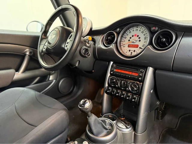 Mini - mini cabrio -personenauto - 2005 - afbeelding 3 van  29