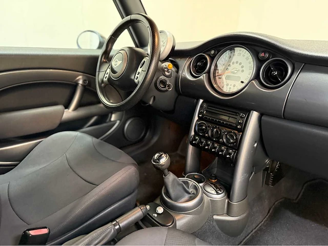 Mini - mini cabrio -personenauto - 2005 - afbeelding 7 van  29