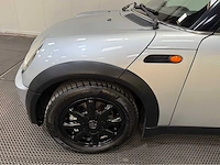 Mini - mini cabrio -personenauto - 2005 - afbeelding 16 van  29