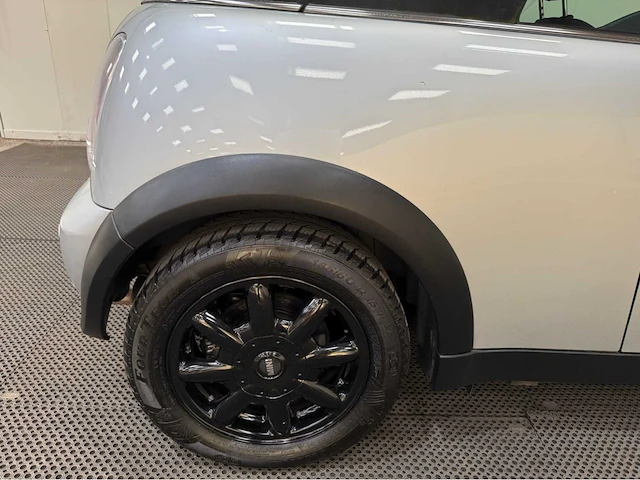 Mini - mini cabrio -personenauto - 2005 - afbeelding 18 van  29