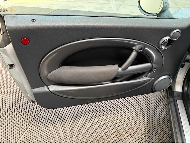 Mini - mini cabrio -personenauto - 2005 - afbeelding 19 van  29