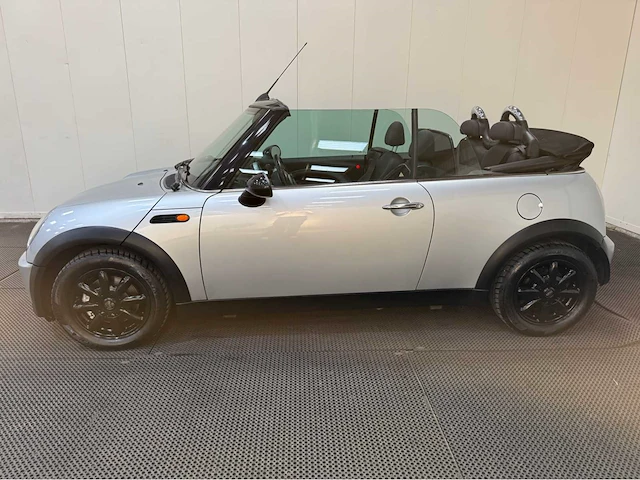 Mini - mini cabrio -personenauto - 2005 - afbeelding 12 van  29