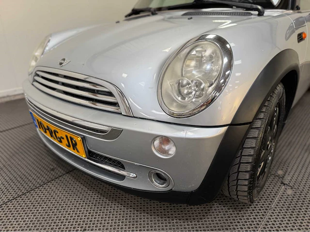 Mini - mini cabrio -personenauto - 2005 - afbeelding 25 van  29
