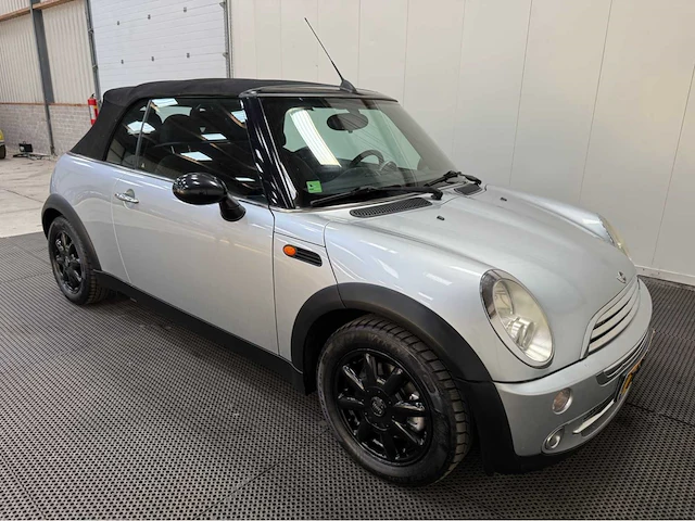 Mini - mini cabrio -personenauto - 2005 - afbeelding 27 van  29