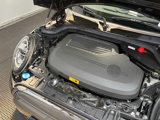 Mini - mini electric - mini yours 33 kwh - car - 2021 - afbeelding 11 van  32