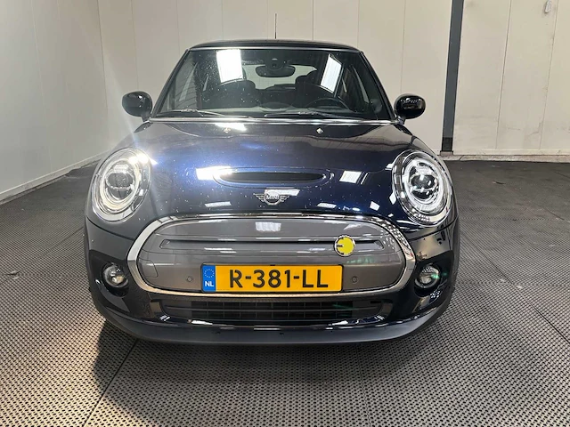Mini - mini electric - mini yours 33 kwh - car - 2021 - afbeelding 29 van  32