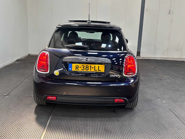 Mini - mini electric - mini yours 33 kwh - car - 2021 - afbeelding 31 van  32