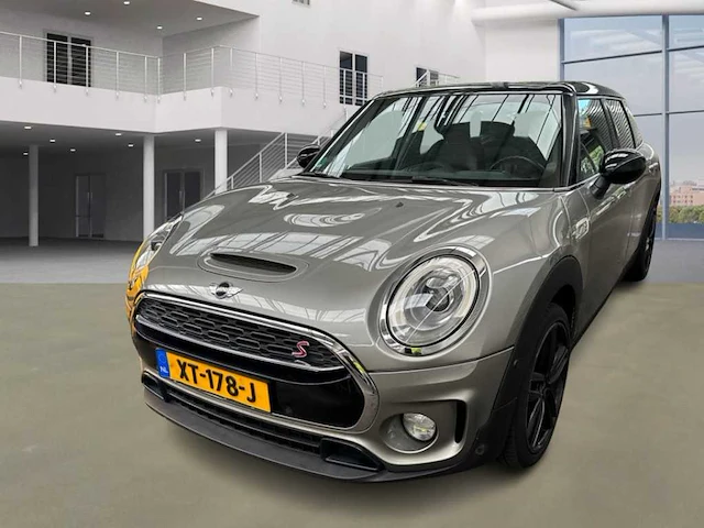 Mini -mini clubman 2.0 coop.s chili sb , ; xt-178-j - afbeelding 1 van  19