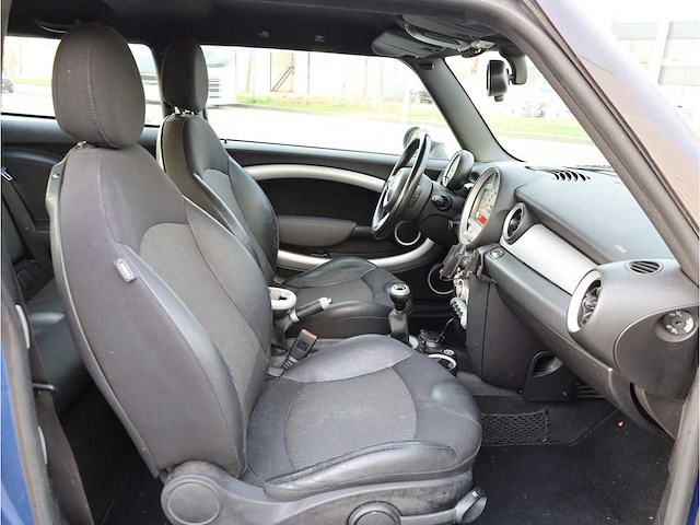 Mini 1.6 cooper chili 2007, 68-xz-gx - afbeelding 20 van  25