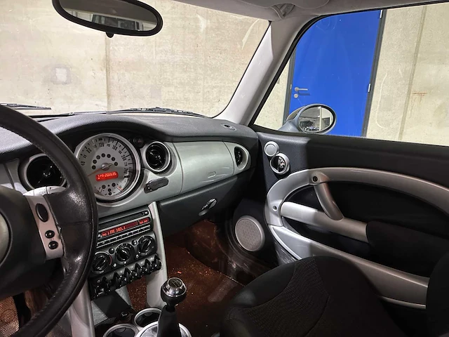 Mini 1.6 cooper pepper 116pk 2003, 68-lv-nn - afbeelding 14 van  38