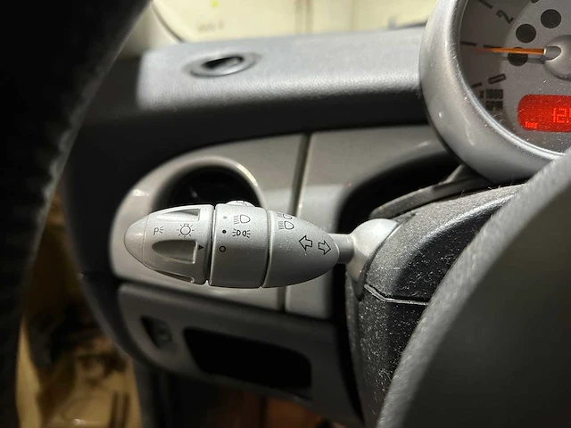 Mini 1.6 cooper pepper 116pk 2003, 68-lv-nn - afbeelding 15 van  38