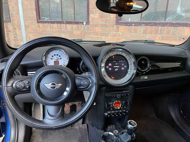 Mini 1.6 cooper westminster 122pk 2014 -orig. nl-, 1-tnz-47 - afbeelding 26 van  48
