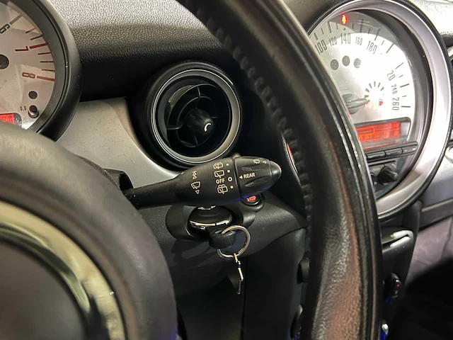Mini 1.6 one 98pk 2011, s-637-tt - afbeelding 11 van  36